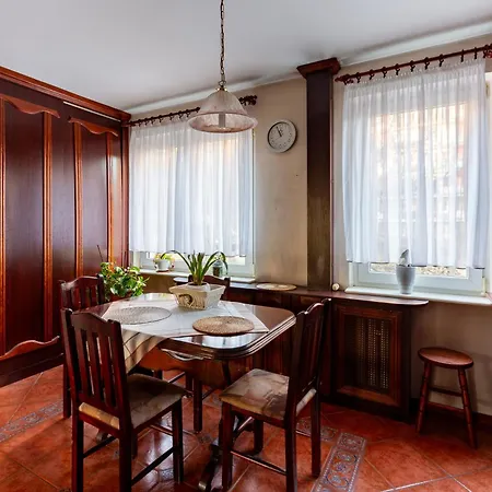 Apartament Podgórska Comfort By Bookinghost