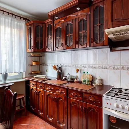Podgorska Comfort By Bookinghost